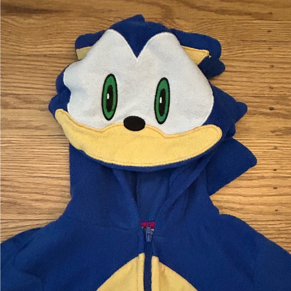 Sonic the Hedgehog Onesie, Size M (8) - Picture 2 of 4